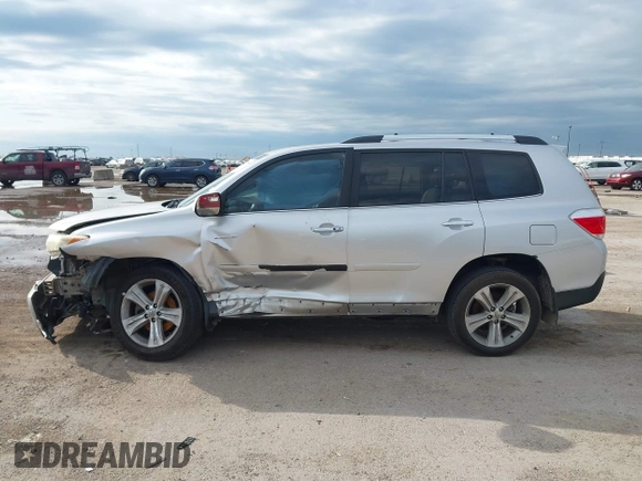 2013 Toyota Highlander Limited with VIN 5TDDK3EH9DS181923, listed as a IAAI auction lot 42139593 with 320,605 mi miles and . Bid and sale history available at DreamBid. Image 15.