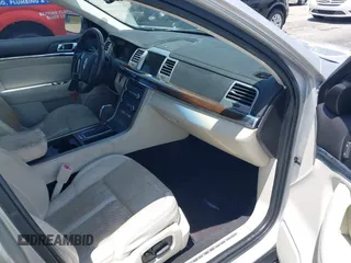 2010 Lincoln MKS with VIN 1LNHL9DR8AG602768, listed as a IAAI auction lot 42241785 with Not Provided miles and . Bid and sale history available at DreamBid. Image 5.