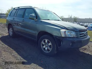 2005 Toyota Highlander z VIN JTEEP21A350128529, wystawiony jako IAAI lot #42098578 z przebiegiem 191 856 mil mil oraz . Historia ofert i sprzedaży dostępna na DreamBid. Obrazek 1.