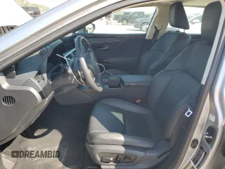 2022 Lexus ES 350 z VIN 58ACZ1B11NU134146, wystawiony jako Copart lot #52334795 z przebiegiem 34 746 mil mil oraz Czysty tytuł • Clean title. Historia ofert i sprzedaży dostępna na DreamBid. Obrazek 7.