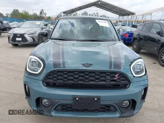2024 MINI Countryman Cooper S with VIN WMZ53BR06R3S30777, listed as a IAAI auction lot 41903400 with 8,300 mi miles and . Bid and sale history available at DreamBid. Image 12.