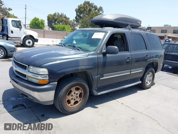 2005 Chevrolet Tahoe LS z VIN 1GNEK13T15J263926, wystawiony jako IAAI lot #42497774 z przebiegiem 342 968 mil mil oraz . Historia ofert i sprzedaży dostępna na DreamBid. Obrazek 2.