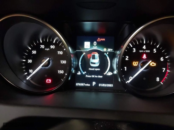 2019 Land Rover Discovery Sport HSE with VIN SALCR2FXXKH808145, listed as a IAAI auction lot 41233393 with 76,587 mi miles. Bid and sale history available at carsss.com. Image 7.