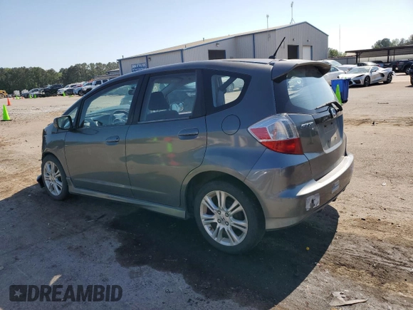 2011 Honda Fit Sport z VIN JHMGE8H5XBC002174, wystawiony jako Copart lot #52220125 z przebiegiem 161 816 mil mil oraz Szkody całkowita. Historia ofert i sprzedaży dostępna na DreamBid. Obrazek 2.