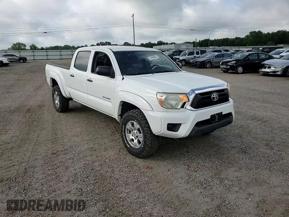 2013 Toyota Tacoma z VIN 5TFMU4FN1DX016379, wystawiony jako Copart lot #57460865 z przebiegiem 174 821 mil mil oraz Szkoda całkowita • Salvage title. Historia ofert i sprzedaży dostępna na DreamBid. Obrazek 14.