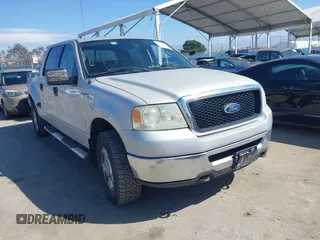 2008 Ford F-150 XLT z VIN 1FTPW04568KC86424, wystawiony jako IAAI lot #41795292 z przebiegiem 258 777 mil mil oraz . Historia ofert i sprzedaży dostępna na DreamBid. Obrazek 1.