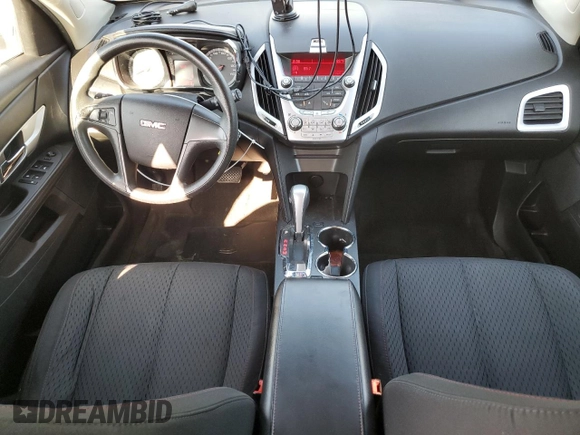 2010 GMC Terrain SLE-1 with VIN 2CTALBEW1A6345975, listed as a Copart auction lot 61572345 with 246,999 mi miles and Salvage title. Bid and sale history available at DreamBid. Image 8.