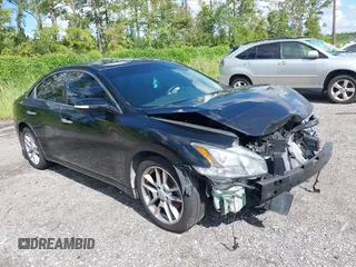 2010 Nissan Maxima 3.5 SV w/Premium Pkg with VIN 1N4AA5AP7AC846190, listed as a IAAI auction lot 40232653 with 136,384 mi miles. Bid and sale history available at carsss.com. Image 1.