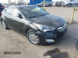 2013 Hyundai Veloster w/Gray Int with VIN KMHTC6AD1DU141372, listed as a IAAI auction lot 41349170 with 1 mi miles. Bid and sale history available at carsss.com. Image 1.