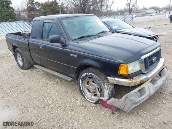 2004 Ford Ranger XL Fleet with VIN 1FTZR45E94PB64823, listed as a IAAI auction lot 41902016 with 244,903 mi miles. Bid and sale history available at carsss.com. Image 1.