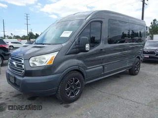 2018 Ford Transit XL z VIN 1FBZX2CG0JKA09945, wystawiony jako IAAI lot #42260073 z przebiegiem 60 838 mil mil oraz . Historia ofert i sprzedaży dostępna na DreamBid. Obrazek 23.