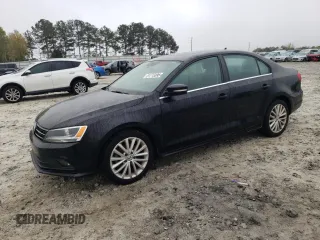 2015 Volkswagen Jetta SE с VIN 3VWD07AJ2FM212533, выставлен на аукционе Copart как лот 51773395 с пробегом 140 057 миль миль и Чистый • Clean title. История ставок и продаж доступна на DreamBid. Изображение 1.