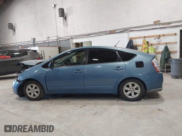 2007 Toyota Prius with VIN JTDKB20U377692354, listed as a IAAI auction lot 42055104 with 299,000 mi miles. Bid and sale history available at carsss.com. Image 14.
