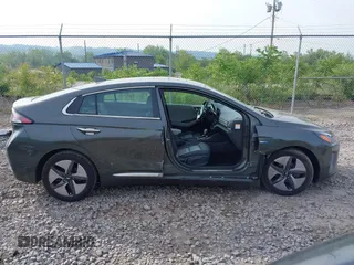 2020 Hyundai Ioniq Limited z VIN KMHC05LC7LU241773, wystawiony jako IAAI lot #42278195 z przebiegiem 64 754 mil mil oraz . Historia ofert i sprzedaży dostępna na DreamBid. Obrazek 13.