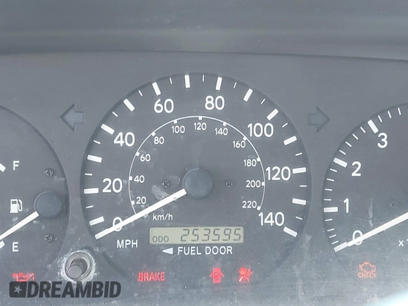 2000 Toyota Camry LE z VIN 4T1BF22K9YU102852, wystawiony jako IAAI lot #42084031 z przebiegiem 253 595 mil mil oraz . Historia ofert i sprzedaży dostępna na DreamBid. Obrazek 14.