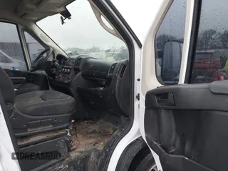 2020 Ram ProMaster Cargo with VIN 3C6TRVDG6LE113428, listed as a IAAI auction lot 41534511 with 116,231 mi miles and . Bid and sale history available at carsss.com. Image 5.