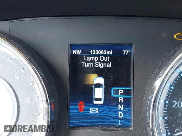 2014 Chrysler 300 with VIN 2C3CCAAG2EH331160, listed as a IAAI auction lot 41786101 with 133,063 mi miles. Bid and sale history available at carsss.com. Image 16.