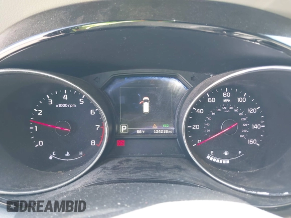 2016 Kia Sedona SX-L with VIN KNDME5C15G6083811, listed as a IAAI auction lot 41932863 with 124,218 mi miles. Bid and sale history available at carsss.com. Image 7.