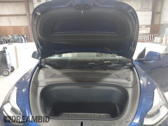2021 Tesla Model Y Long Range with VIN 5YJYGDEE7MF066269, listed as a IAAI auction lot 42170970 with 70,170 mi miles. Bid and sale history available at carsss.com. Image 10.