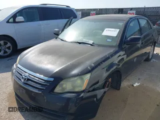2005 Toyota Avalon XL with VIN 4T1BK36B75U060768, listed as a IAAI auction lot 42044197 with 276,151 mi miles and . Bid and sale history available at DreamBid. Image 2.