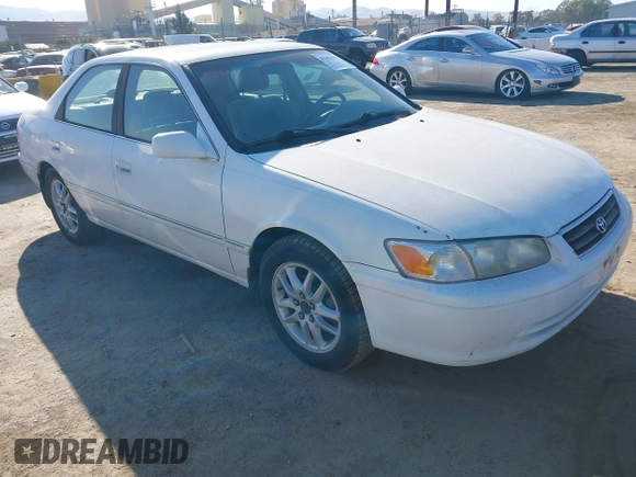 2001 Toyota Camry LE z VIN 4T1BF28K91U968760, wystawiony jako IAAI lot #41367655 z przebiegiem 161 389 mil mil oraz . Historia ofert i sprzedaży dostępna na DreamBid. Obrazek 1.