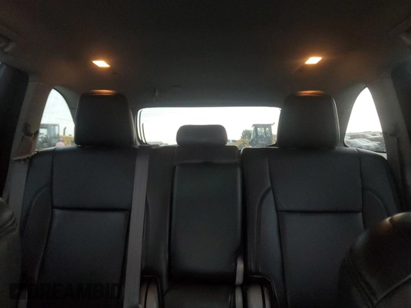 2018 Toyota Highlander LE with VIN 5TDZARFH0JS039501, listed as a Copart auction lot 59581135 with 103,389 mi miles and Salvage title. Bid and sale history available at DreamBid. Image 10.
