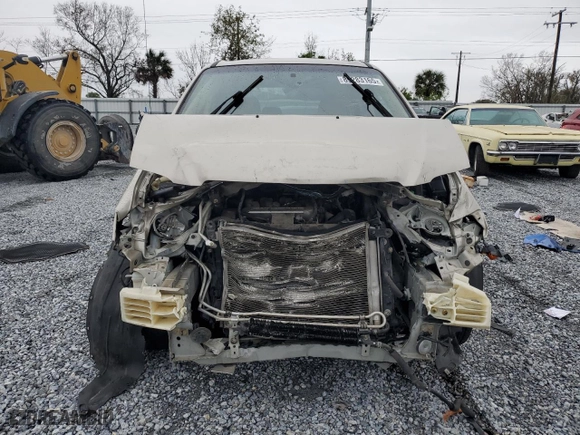 2001 Mazda MPV DX with VIN JM3LW28GX10193811, listed as a Copart auction lot 89283165 with 105,077 mi miles and Salvage Title. Bid and sale history available at carsss.com. Image 5.