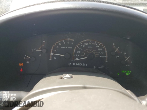 2003 Ford Expedition Special Service z VIN 1FMFU15L73LB01431, wystawiony jako Copart lot #60749325 z przebiegiem 103 107 mil mil oraz Szkoda całkowita • Salvage title. Historia ofert i sprzedaży dostępna na DreamBid. Obrazek 9.