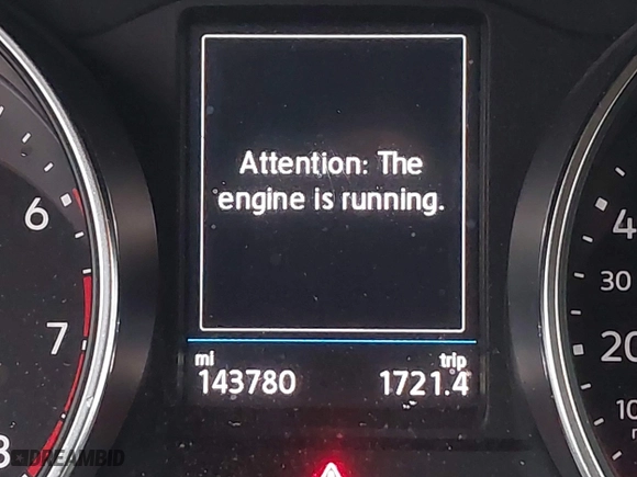 2018 Volkswagen Tiguan S with VIN 3VV1B7AX0JM101932, listed as a IAAI auction lot 41725112 with 143,780 mi miles. Bid and sale history available at carsss.com. Image 15.