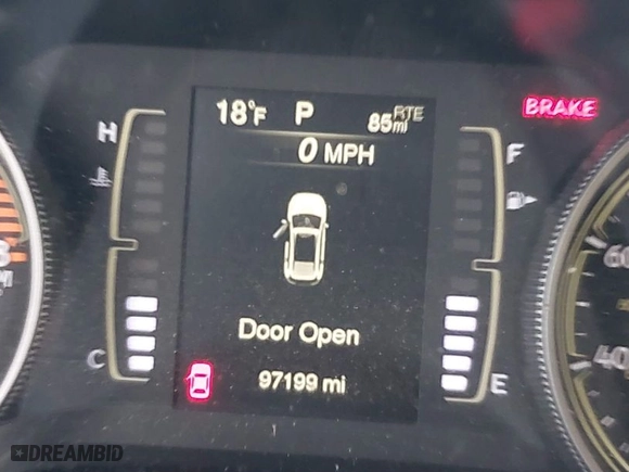 2018 Jeep Cherokee Latitude with VIN 1C4PJMCX9JD547578, listed as a IAAI auction lot 41399630 with 97,199 mi miles. Bid and sale history available at carsss.com. Image 15.