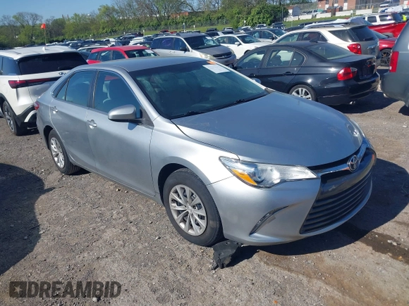 2017 Toyota Camry XLE with VIN 4T1BF1FK3HU629953, listed as a IAAI auction lot 42012261 with 95,199 mi miles. Bid and sale history available at carsss.com. Image 1.