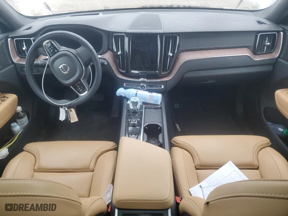 2022 Volvo XC60 Inscription with VIN YV4L12RL4N1088780, listed as a Copart auction lot 48810255 with 0 mi miles and Salvage Title. Bid and sale history available at carsss.com. Image 8.