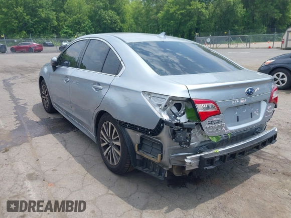 2019 Subaru Legacy Premium z VIN 4S3BNAF65K3034819, wystawiony jako IAAI lot #42456414 z przebiegiem 105 907 mil mil oraz . Historia ofert i sprzedaży dostępna na DreamBid. Obrazek 3.