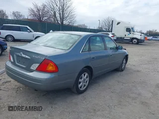 2001 Toyota Avalon XL with VIN 4T1BF28B91U135041, listed as a IAAI auction lot 41888876 with 135,808 mi miles and . Bid and sale history available at DreamBid. Image 4.