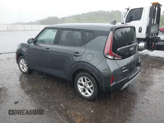 2023 Kia Soul LX with VIN KNDJ23AU8P7882912, listed as a IAAI auction lot 42087742 with 44,138 mi miles. Bid and sale history available at carsss.com. Image 3.