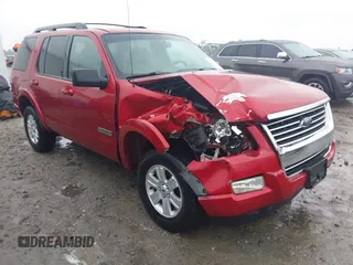 2008 Ford Explorer XLT z VIN 1FMEU73E98UA46565, wystawiony jako IAAI lot #41554191 z przebiegiem 140 342 mil mil oraz . Historia ofert i sprzedaży dostępna na DreamBid. Obrazek 1.