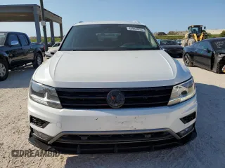 2019 Volkswagen Tiguan SE with VIN 3VV3B7AX3KM055992, listed as a Copart auction lot 49859975 with 74,647 mi miles and Salvage Title. Bid and sale history available at DreamBid. Image 5.