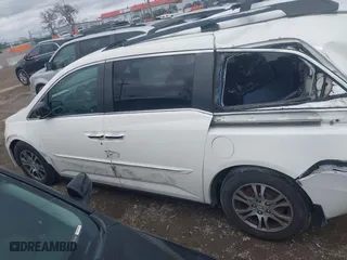 2011 Honda Odyssey EX-L with VIN 5FNRL5H63BB053025, listed as a IAAI auction lot 41814050 with 212,292 mi miles. Bid and sale history available at carsss.com. Image 14.