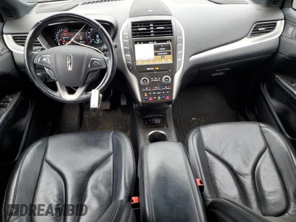 2019 Lincoln MKC Reserve with VIN 5LMTJ3DH4KUL02746, listed as a Copart auction lot 77740684 with 28,947 mi miles and Clean Title. Bid and sale history available at DreamBid. Image 8.