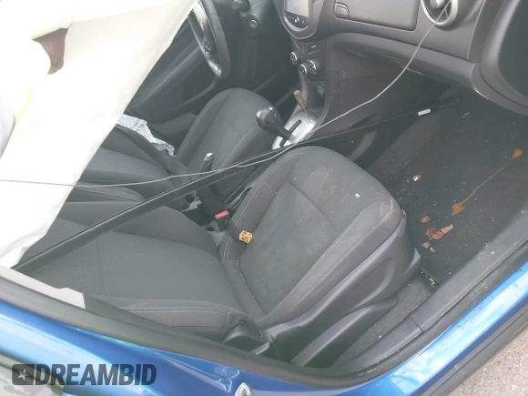 2015 Chevrolet Trax LS with VIN KL7CJKSB8FB179600, listed as a IAAI auction lot 41139637 with 62,814 mi miles. Bid and sale history available at carsss.com. Image 5.