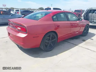 2013 Dodge Charger SE with VIN 2C3CDXBG7DH664953, listed as a IAAI auction lot 41661491 with 92,595 mi miles. Bid and sale history available at carsss.com. Image 4.