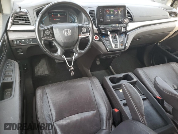 2018 Honda Odyssey Elite z VIN 5FNRL6H95JB017447, wystawiony jako Copart lot #64752615 z przebiegiem 136 616 mil mil oraz Nie do naprawy • Non repairable. Historia ofert i sprzedaży dostępna na DreamBid. Obrazek 8.