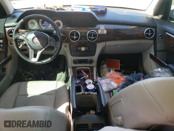 2013 Mercedes-Benz GLK 350 with VIN WDCGG8JB0DG002993, listed as a Copart auction lot 71490984 with 113,267 mi miles and Salvage Title. Bid and sale history available at DreamBid. Image 8.