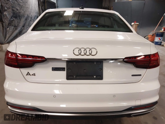 2021 Audi A4 S line Premium with VIN WAUDAAF44MN005142, listed as a IAAI auction lot 40352248 with 39,570 mi miles and . Bid and sale history available at DreamBid. Image 16.