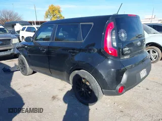 2015 Kia Soul with VIN KNDJN2A25F7235687, listed as a IAAI auction lot 40914048 with 173,310 mi miles. Bid and sale history available at carsss.com. Image 3.