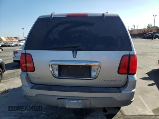 2003 Lincoln Navigator Ultimate with VIN 5LMFU27R93LJ10247, listed as a Copart auction lot 77715274 with 194,422 mi miles and Salvage Title. Bid and sale history available at carsss.com. Image 6.