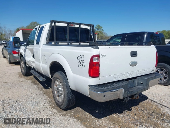 2011 Ford F-250 XL with VIN 1FT7X2B66BEC82061, listed as a IAAI auction lot 41835954 with 164,068 mi miles and . Bid and sale history available at DreamBid. Image 3.