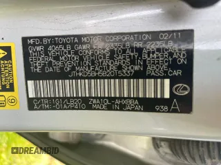2011 Lexus CT 200h z VIN JTHKD5BH5B2015337, wystawiony jako Copart lot #59417405 z przebiegiem 166 867 mil mil oraz Tytuł czysty. Historia ofert i sprzedaży dostępna na DreamBid. Obrazek 10.