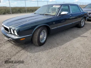 1999 Jaguar XJ z VIN SAJKX6047XC861227, wystawiony jako Copart lot #75007414 z przebiegiem Nie podano mil oraz Szkoda całkowita • Salvage title. Historia ofert i sprzedaży dostępna na DreamBid. Obrazek 1.
