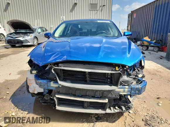 2017 Ford Fusion SE with VIN 3FA6P0H77HR185530, listed as a Copart auction lot 64722835 with 95,598 mi miles and Non repairable. Bid and sale history available at DreamBid. Image 5.